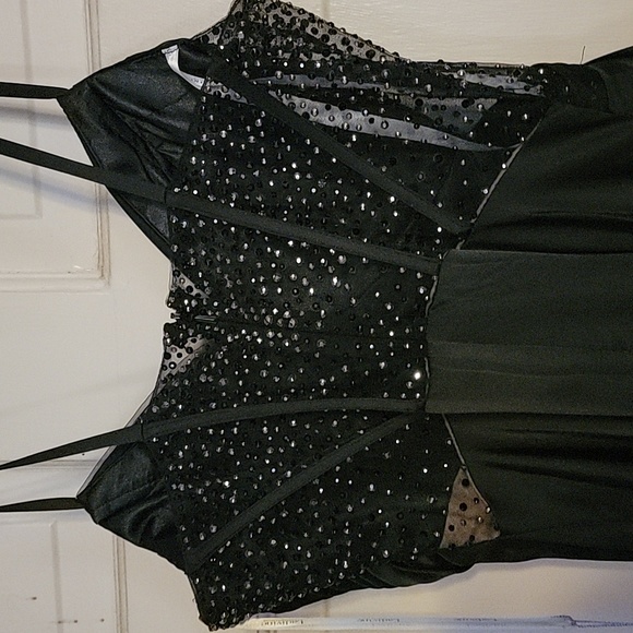 Gorgeous Evening Dress KV1059 - Picture 5 of 6